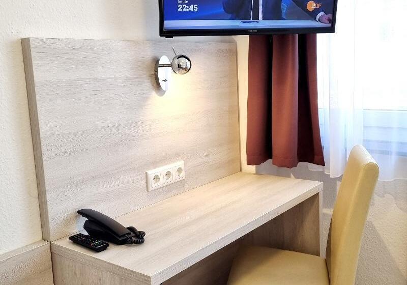 스탠다드 싱글 룸, Adler Hotel Frankfurt