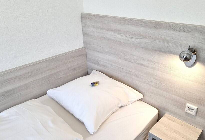 스탠다드 싱글 룸, Adler Hotel Frankfurt