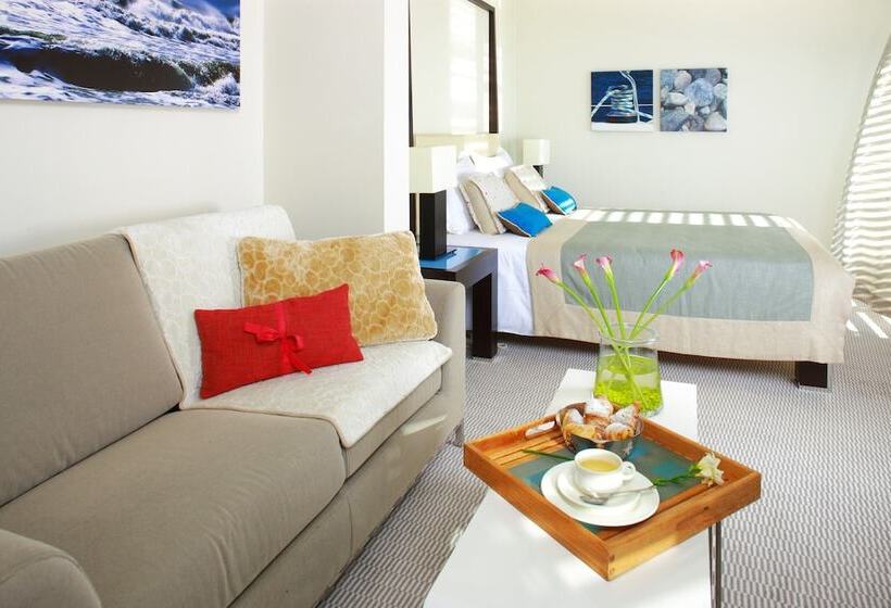 استودیو استاندارد با بالکن, Amfora Hvar Grand Beach Resort