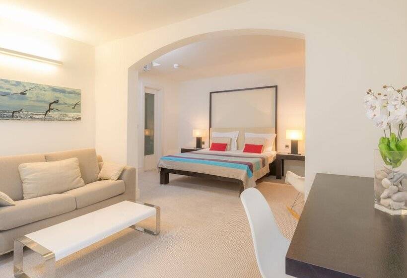 استودیو استاندارد با بالکن, Amfora Hvar Grand Beach Resort
