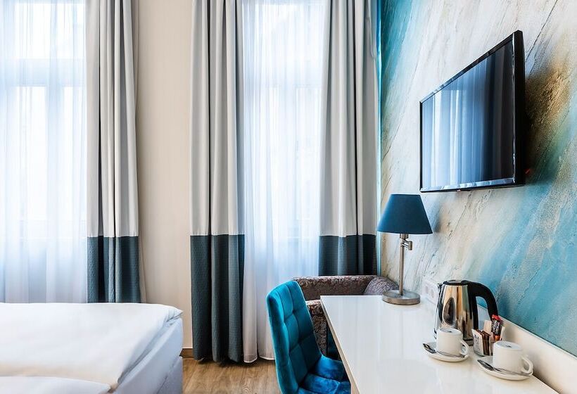 Quarto Familiar, Atrium Fashion
