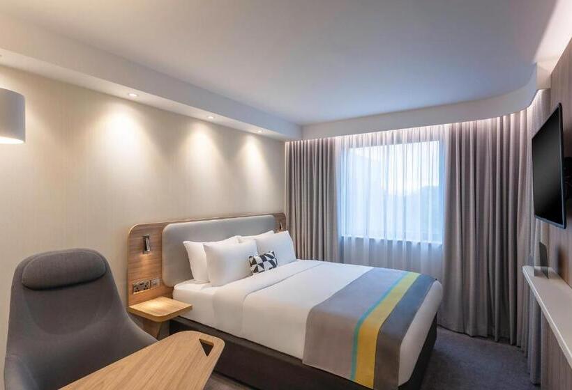 스탠다드 룸 더블 침대, Holiday Inn Express Hotel Dublin Airport By Ihg