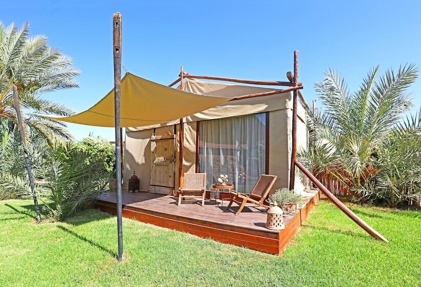 چادر با خدمات رفاهی استاندارد, Domaine Des Remparts Hotel & Spa