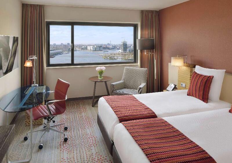 اتاق استاندارد با چشم‌انداز, Mövenpick Hotel Amsterdam City Centre