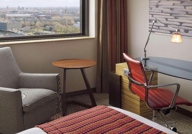 اتاق استاندارد با چشم‌انداز, Mövenpick Hotel Amsterdam City Centre