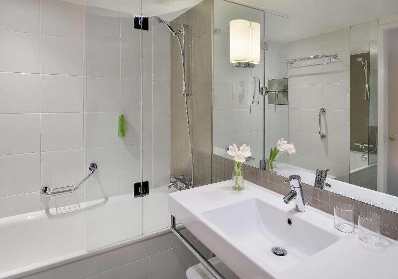 اتاق سوپریور, Mövenpick Hotel Amsterdam City Centre