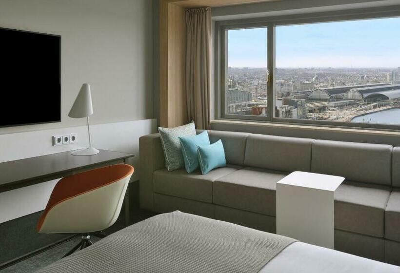 اتاق سوپریور با چشم‌انداز, Mövenpick Hotel Amsterdam City Centre