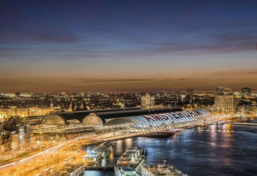 اتاق سوپریور با چشم‌انداز, Mövenpick Hotel Amsterdam City Centre