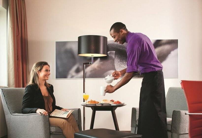 سوییت جونیور, Mövenpick Hotel Amsterdam City Centre