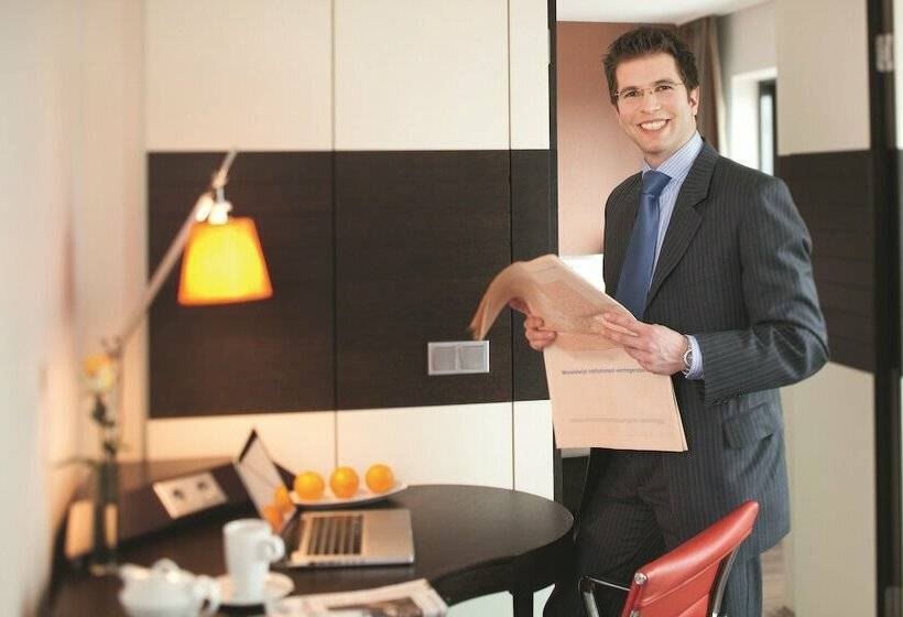 سوییت جونیور, Mövenpick Hotel Amsterdam City Centre
