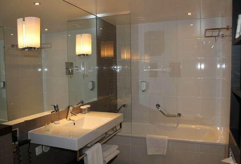 سوییت جونیور, Mövenpick Hotel Amsterdam City Centre