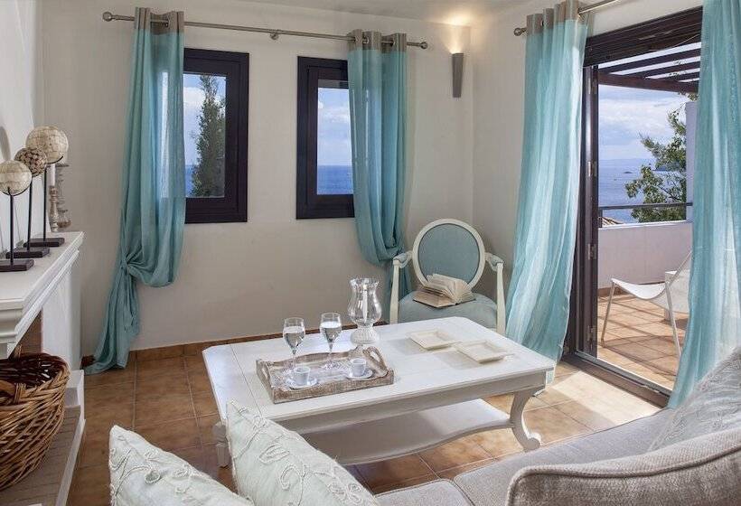 سوییت لوکس, Aegean Suites, Santikos Collection