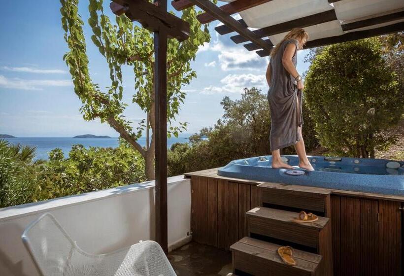 سوییت, Aegean Suites, Santikos Collection