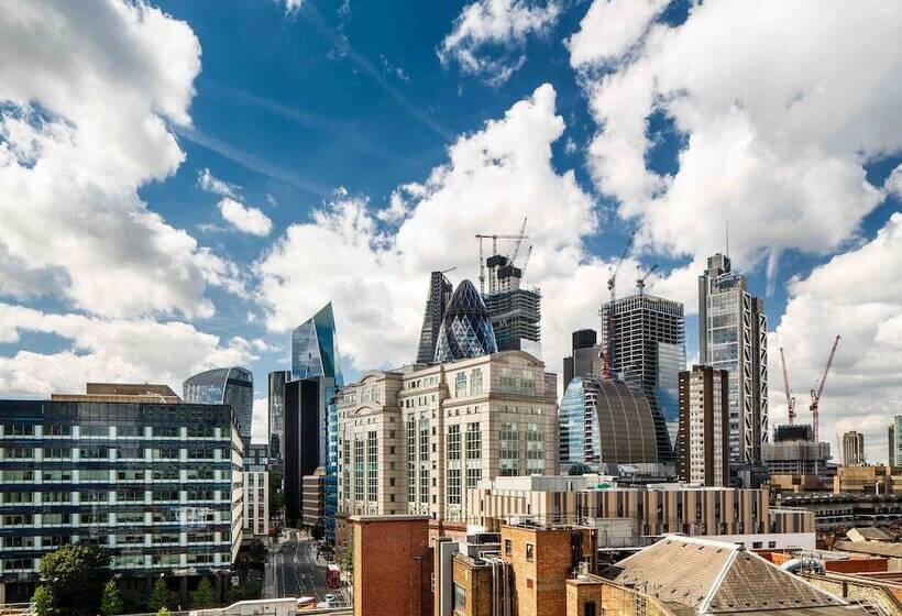 Номер Стандарт, Ibis London City  Shoreditch