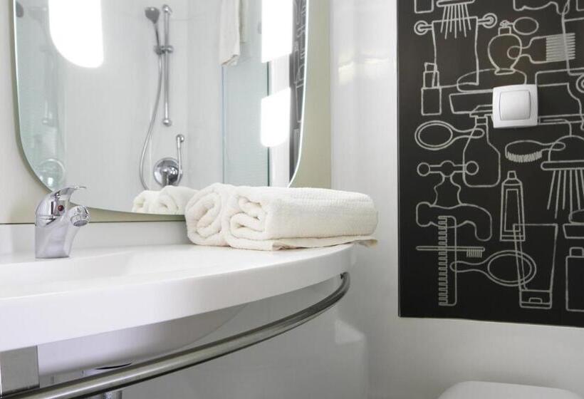 Номер Стандарт, Ibis London City  Shoreditch