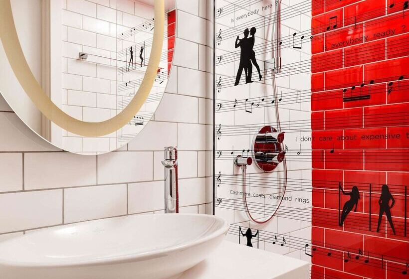 Номер Стандарт, Ibis Styles London Southwark   Near Borough Market
