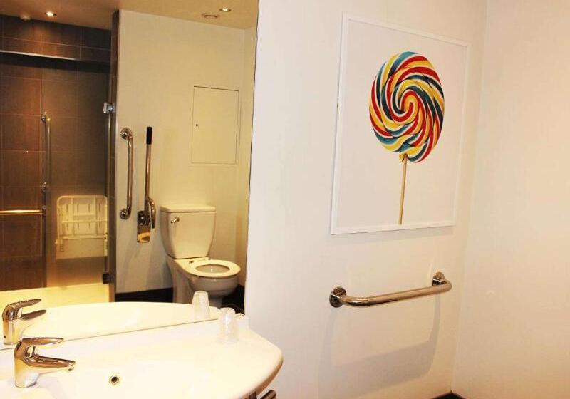 Номер Стандартный с Видом, Ibis Styles London Southwark   Near Borough Market