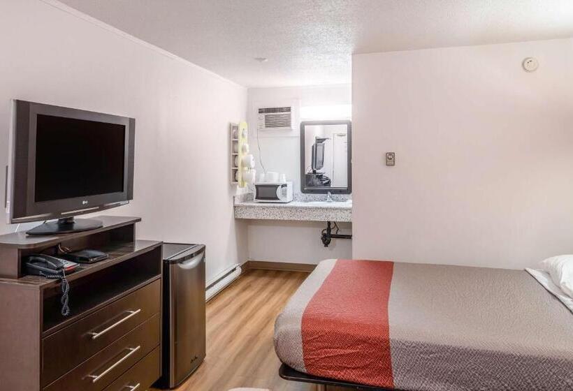 Quarto Estandar, Motel 6 Kamloops, Bc