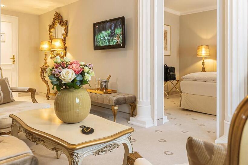 Номер Стандарт, Victor S Residenz Hotel Schloss Berg