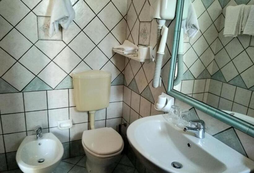 חדר סטנדרט לארבעה, Casthotels Tramonto D Oro Terme