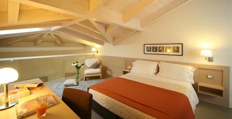 سوییت اجرایی, Le Rose Suite