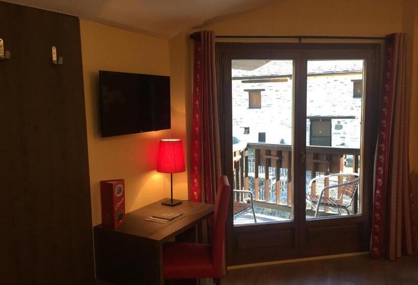 اتاق استاندارد چهار تخته, L’Ermita B&B
