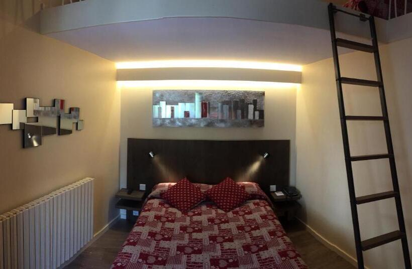 اتاق استاندارد چهار تخته, L’Ermita B&B