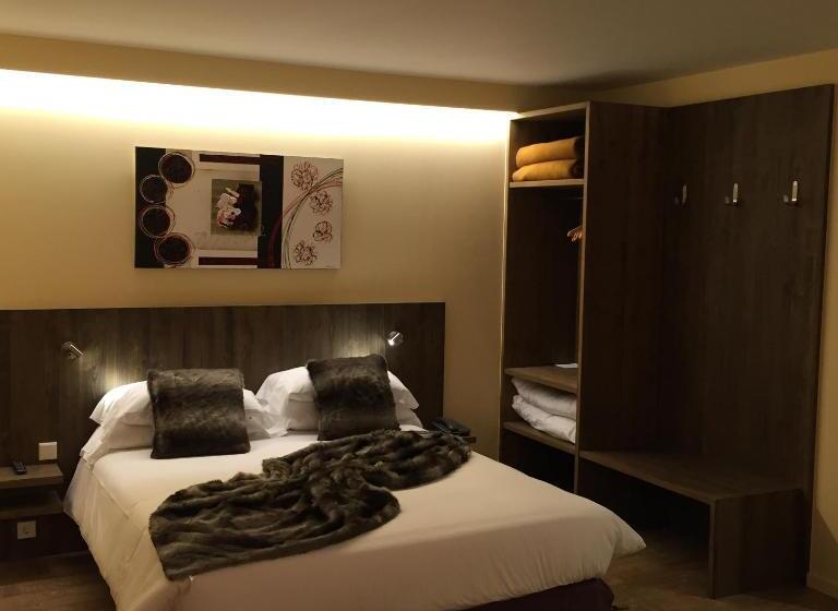 اتاق خانوادگی, L’Ermita B&B