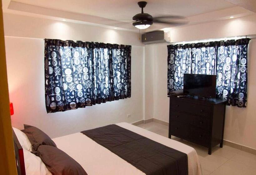 1 Bedroom Penthouse Apartment, City Caribbean Hotel Boutique