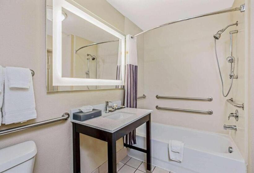장애인을 위한 스탠다드 룸, La Quinta Inn & Suites By Wyndham Corpus Christi Northwest