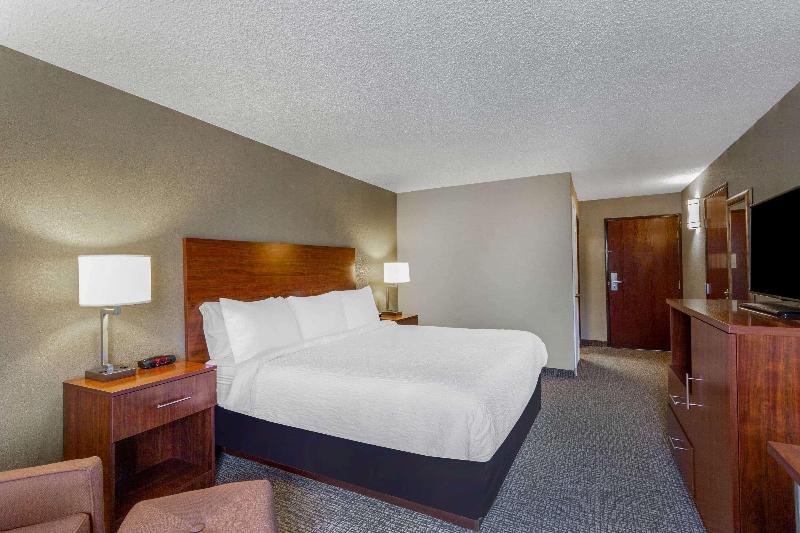 Номер Deluxe, La Quinta By Wyndham Gallup