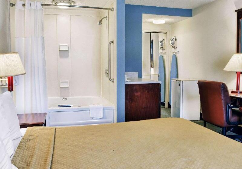 스탠다드 룸 킹사이즈 침대, Quality Inn Thornburg