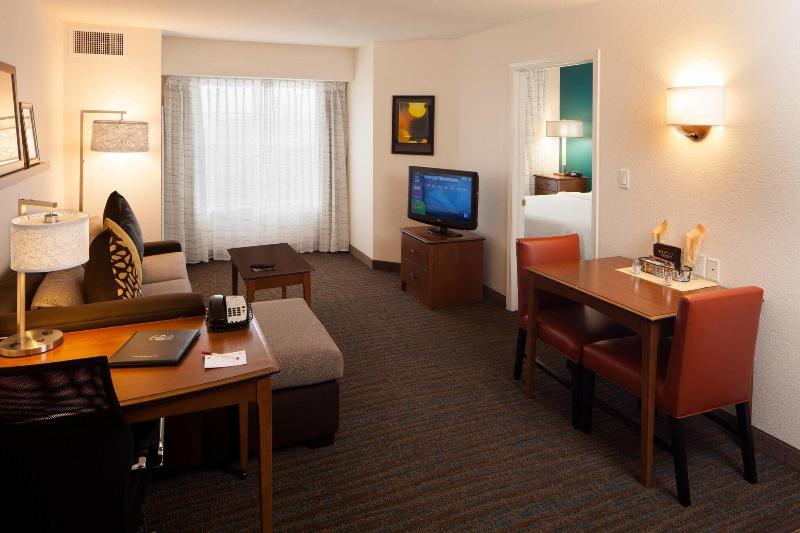 سوئیت با تخت بزرگ, Residence Inn By Marriott Wichita East At Plazzio