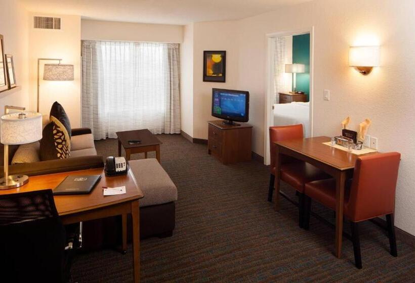 سوئیت با تخت بزرگ, Residence Inn By Marriott Wichita East At Plazzio