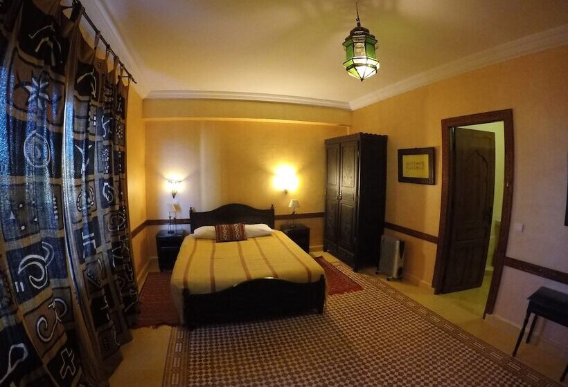 اتاق استاندارد با چشم‌انداز دریا, Riad Zahra