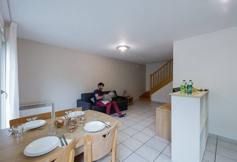 Апартаменты 2 Спальни, Garden & City Lyon  Lissieu