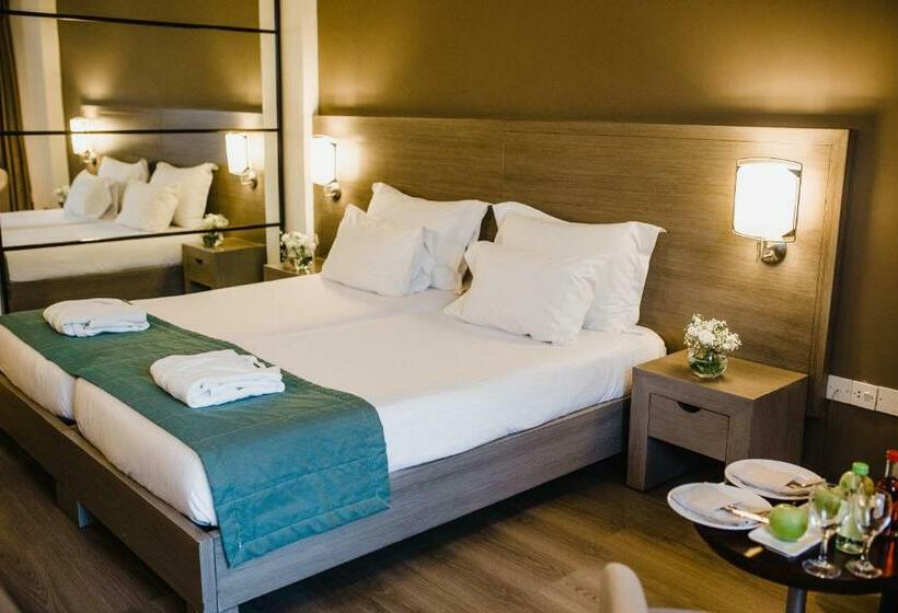 Номер Deluxe с Видом, Napa Plaza