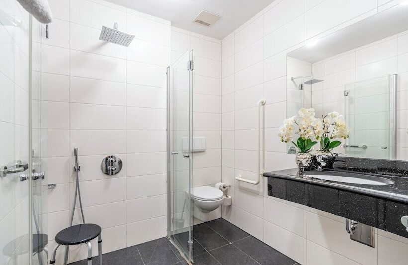 اتاق راحتی سه تخته, Plaza Inn Braunschweig City Süd