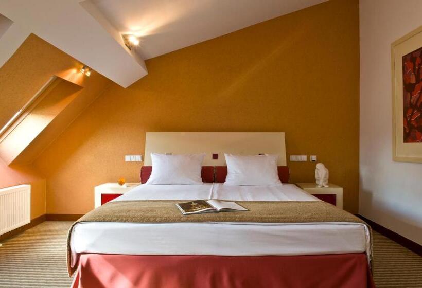 سوییت, Mamaison Residence Diana