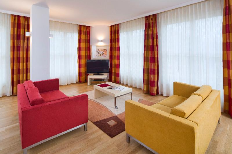 سوییت, Mamaison Residence Diana