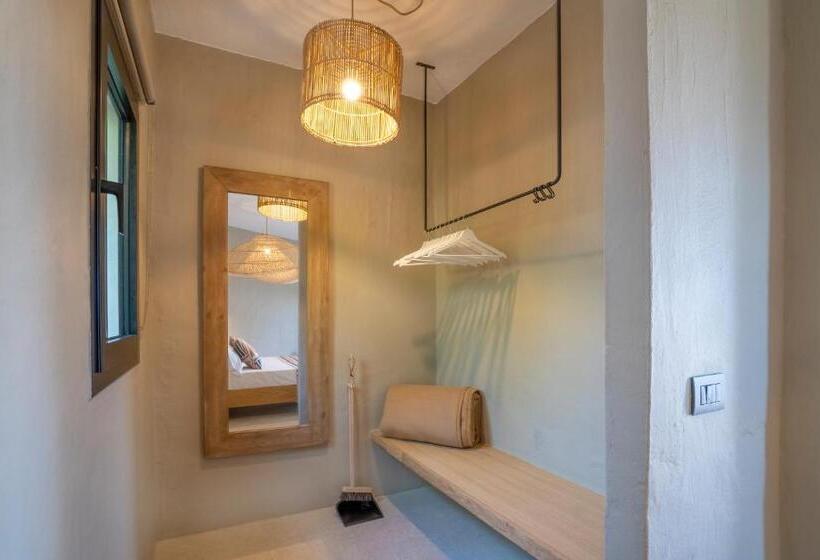 标准工作室, Residence Hotel Lu Nibareddu