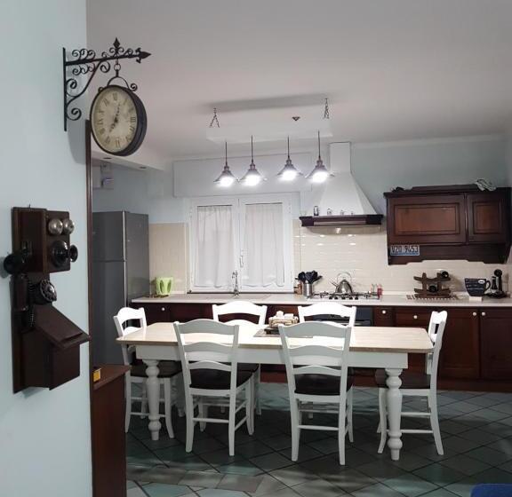 Номер Стандарт Трехместный, Lu Salentu Guest House