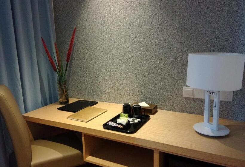 Quarto Deluxe, Excelsior
