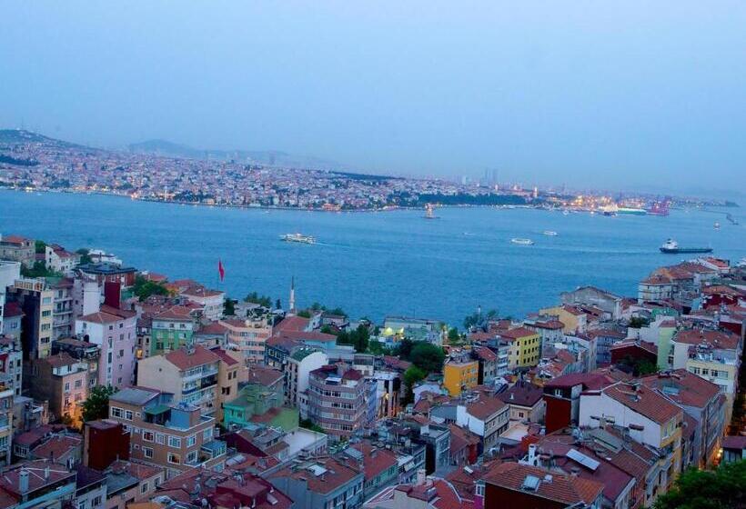 اتاق سوپریور با چشم‌انداز, Taksim Star