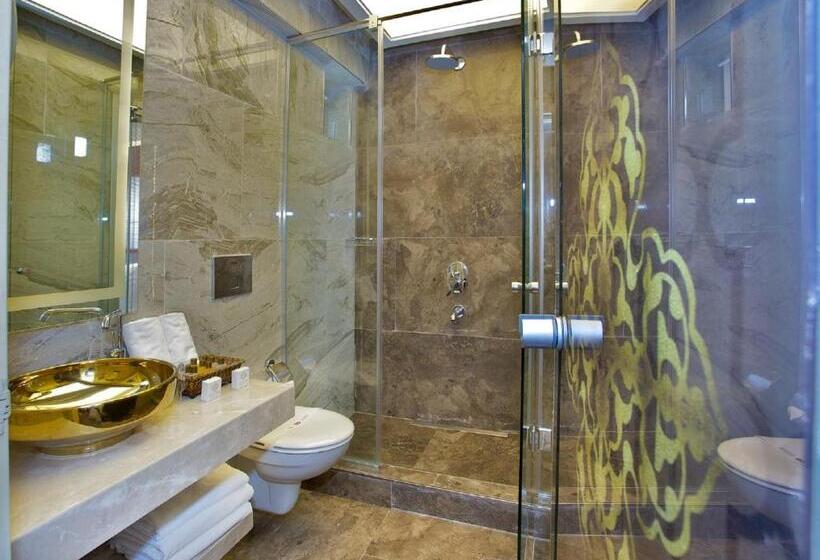 3 Bedroom Suite, Taksim Star
