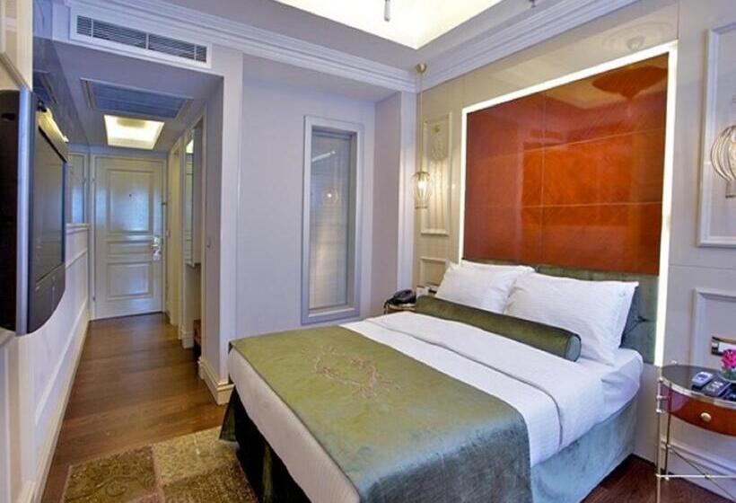 3 Bedroom Suite, Taksim Star