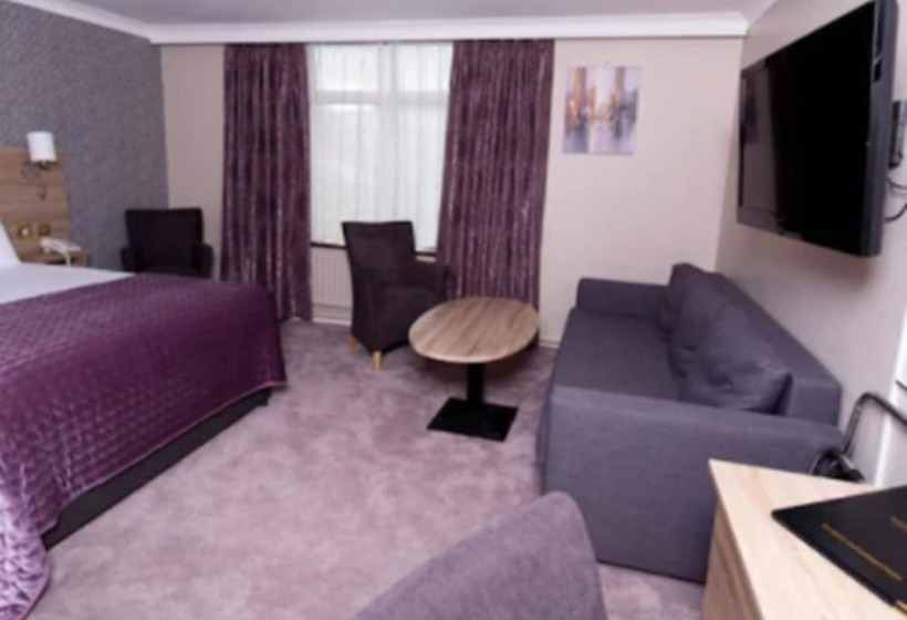 اتاق استاندارد, Treacys West County Conference And Leisure Centre