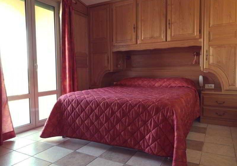 Номер Комфорт, Aleria Hotel Atrachjata