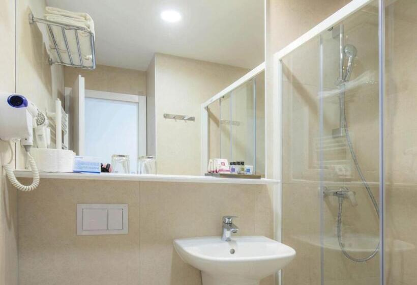 اتاق استاندارد یک تخته با بالکن, Bluesun Hotel Alga