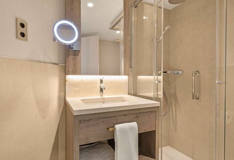 سوییت خانوادگی, Hilton Mallorca Galatzo